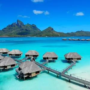 Four Seasons 5*, Bora Bora Francouzská Polynésie