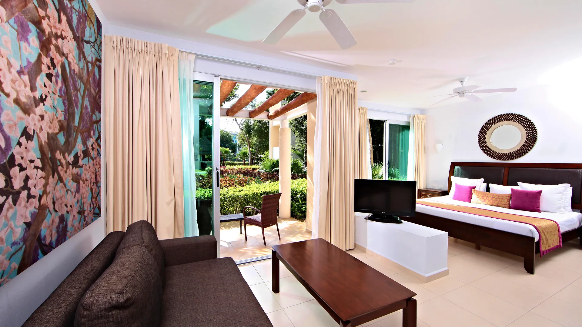 Semesteranläggning (resort) Bahia Principe Luxury Akumal (Adults Only) Hotell