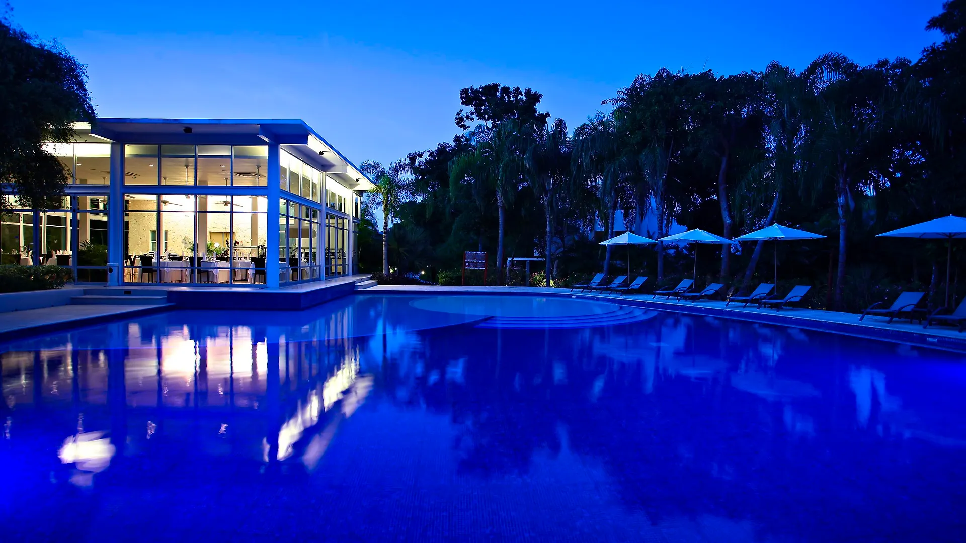 Semesteranläggning (resort) Bahia Principe Luxury Akumal (Adults Only) Hotell